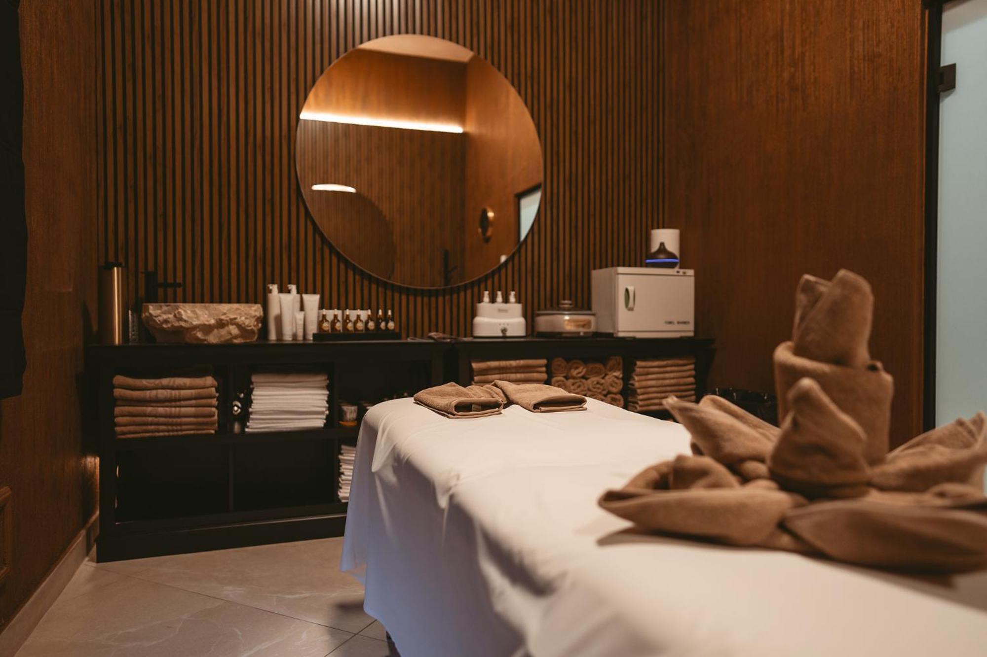 באילה אונו מאי Allegria Hotel Spa מראה חיצוני תמונה